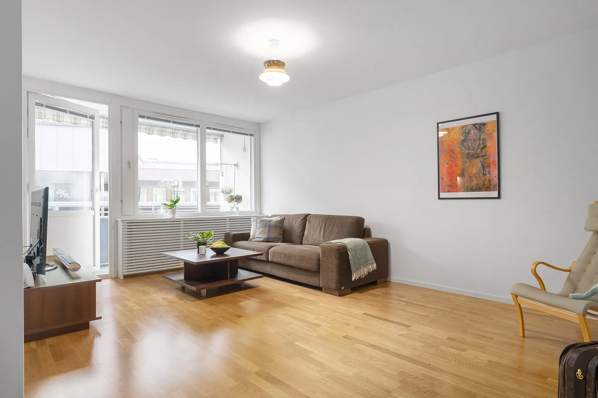 13523632_10-328-16_photo_web