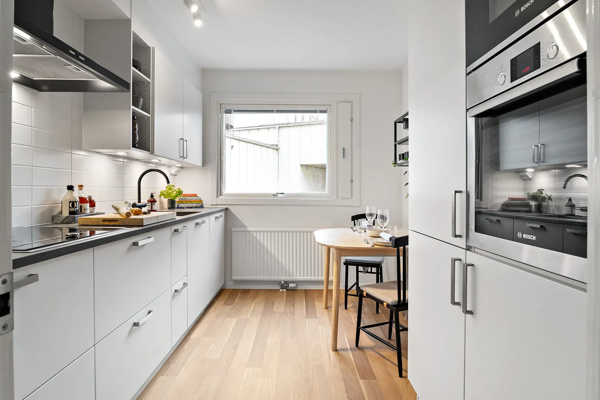 13523632_13-328-16_photo_web